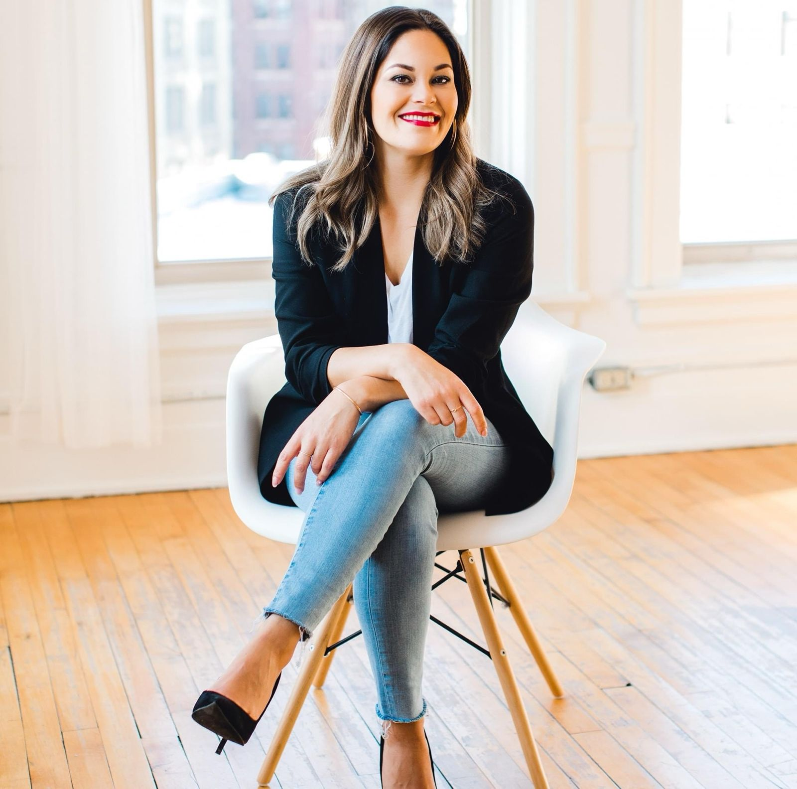 Bobbi Tanguay Head matchmaker at love collective introductions